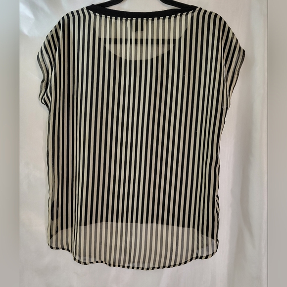 Forever 21 top - Picture 2 of 4